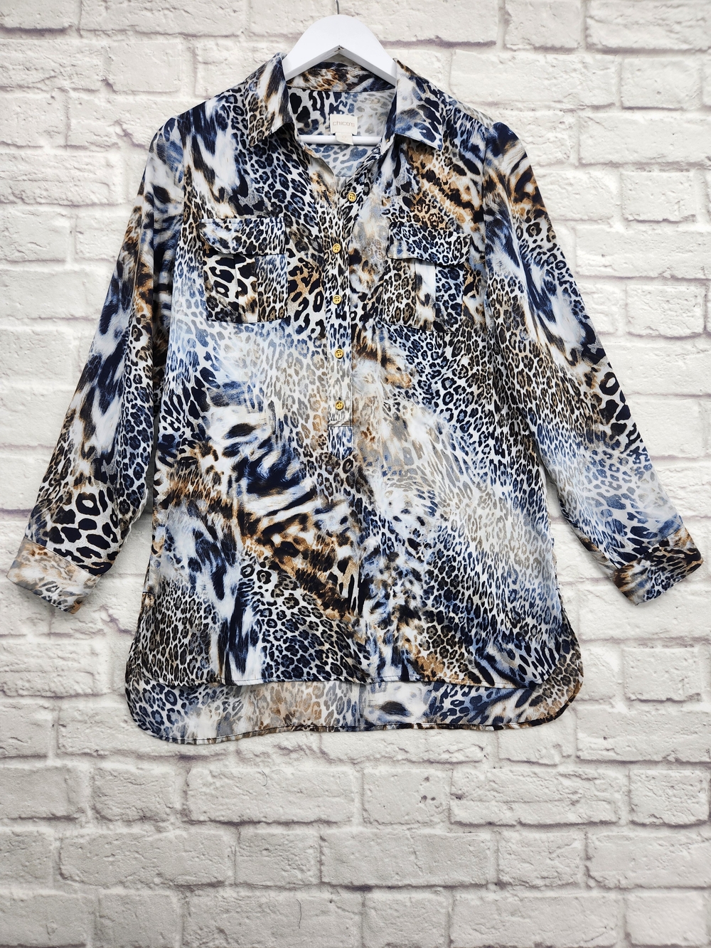 Chico's Animal Print Utility Blouse Size 0 Small Leopard Cheetah Safari Career